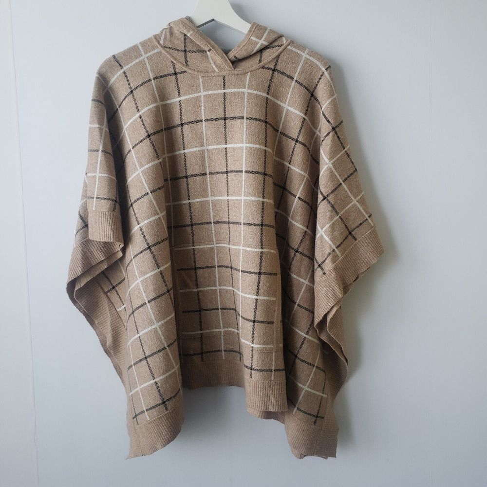 Tahari Shawl Cape‎ Poncho Hooded Plaid Black Beige White One Size
